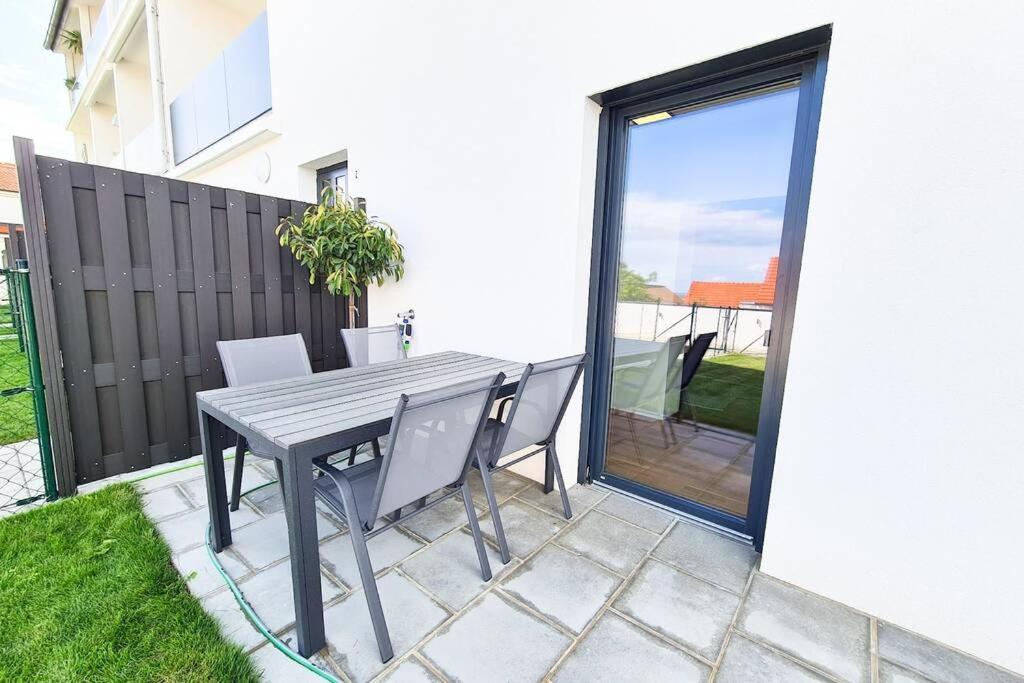 Friendship Suite Mörbisch am See Екстериор снимка
