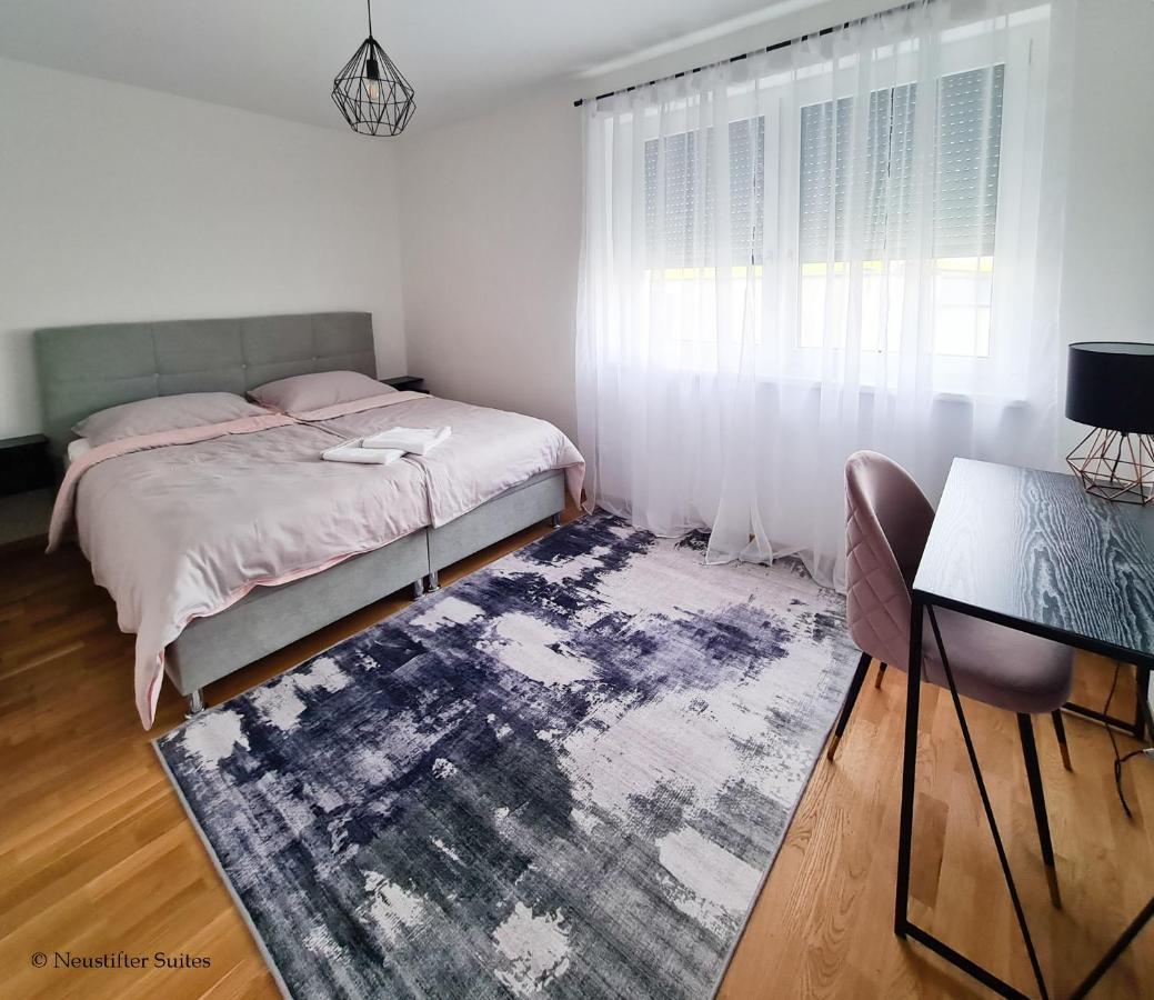 Friendship Suite Mörbisch am See Екстериор снимка